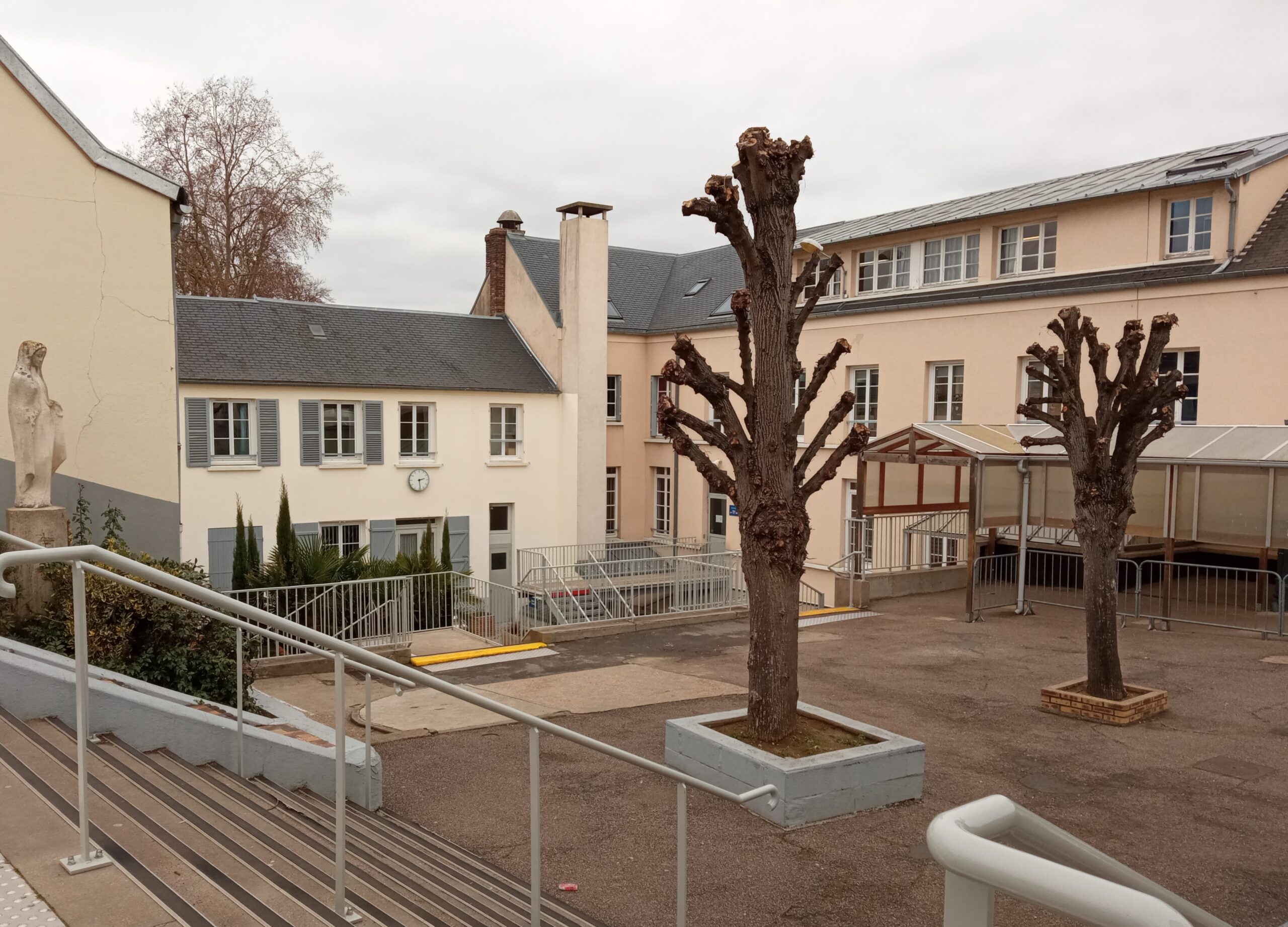 Mise aux normes d'accessibilité PMR d'un collège-lycée