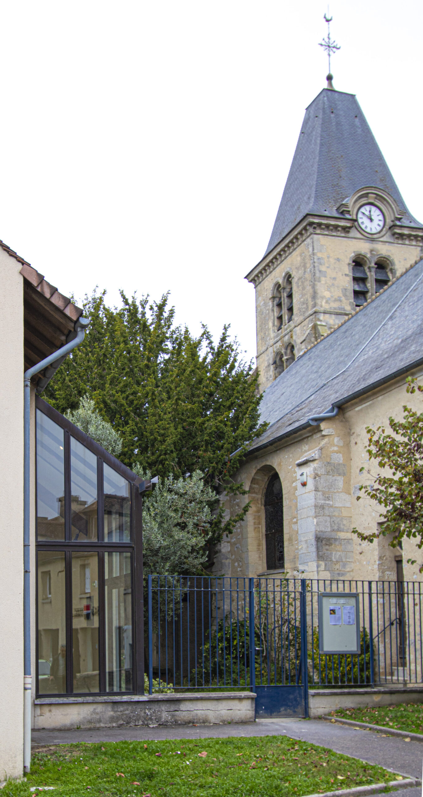 Restructuration et extension d'une maison paroissiale