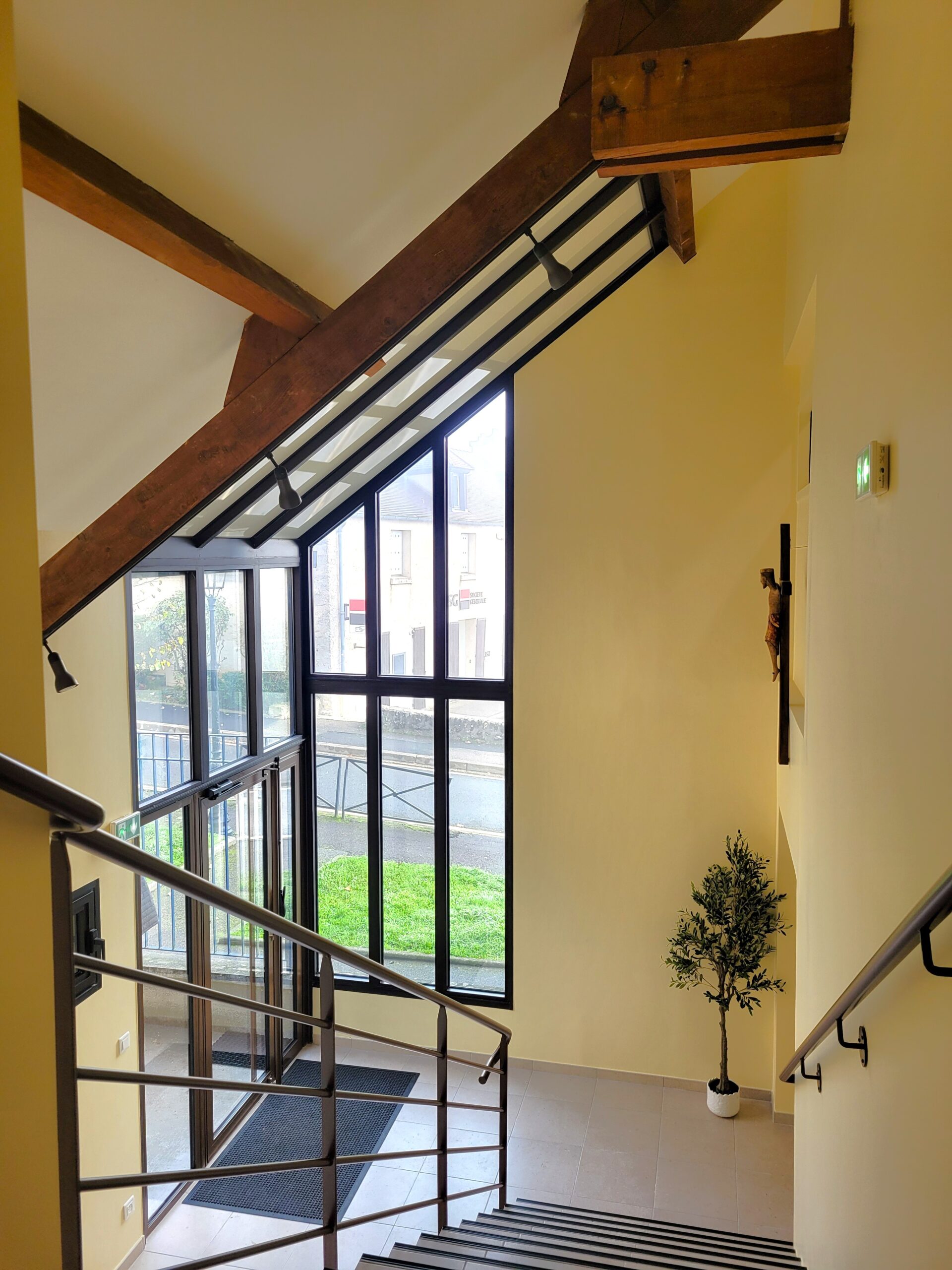 Restructuration d'une maison paroissiale | expertise Cbis Architectes